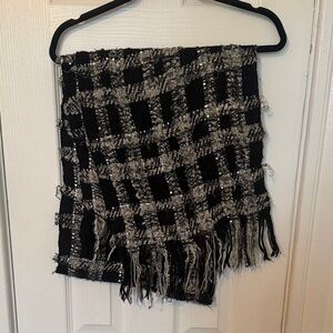 Black and Gray Plaid Fringe Scarf